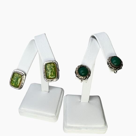 Earrings Lot Green Color Beads Stones 9 Pair Pierced Clip On Gold And Silvertone - Picture 13 of 13